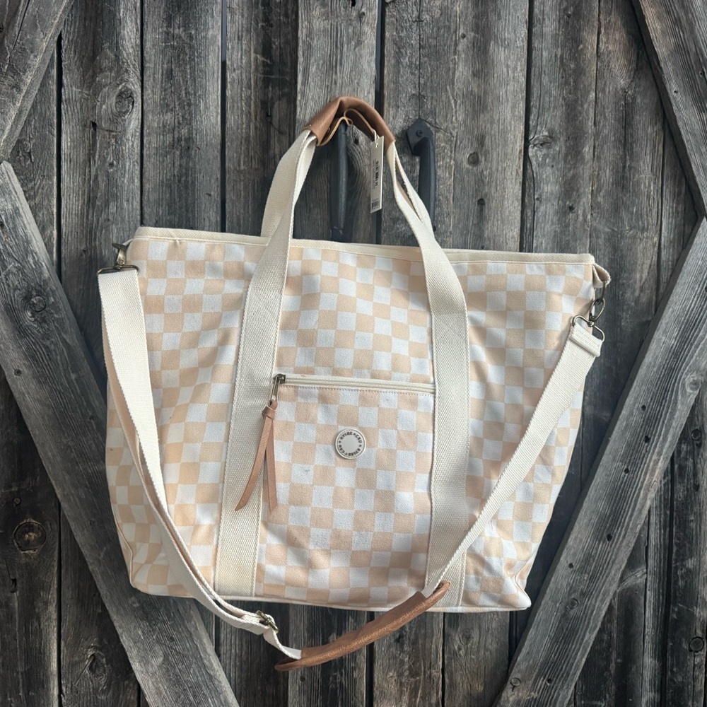 NWT Rylee + Cru Beige and White Checkered Tote